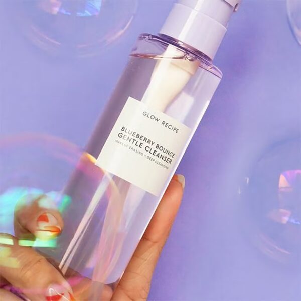 Glow Recipe Blueberry Bounce Gentle Cleanser - Image 2